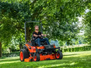 Kubota ZD1211